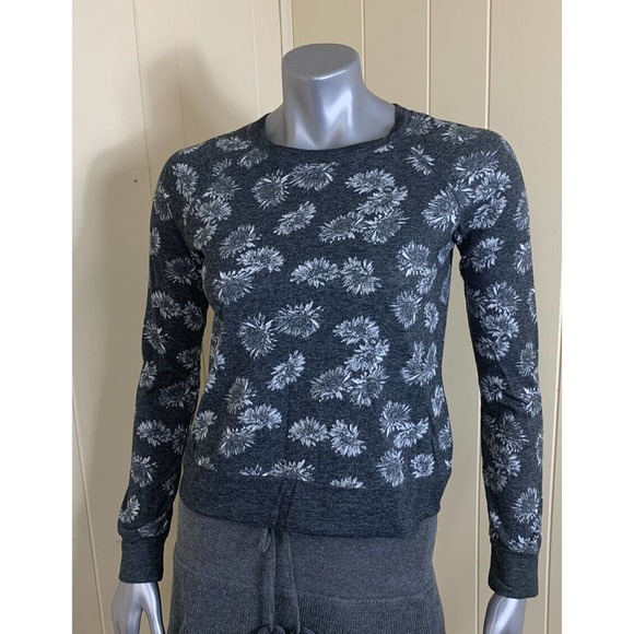Women's Nollie Sweatshirt Sz S Gray w/White Floral Print lightweight Long sleeve - Picture 1 of 8